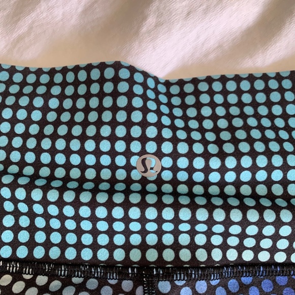 Lululemon fun polka dot leggings high rise size 4 - Picture 5 of 5